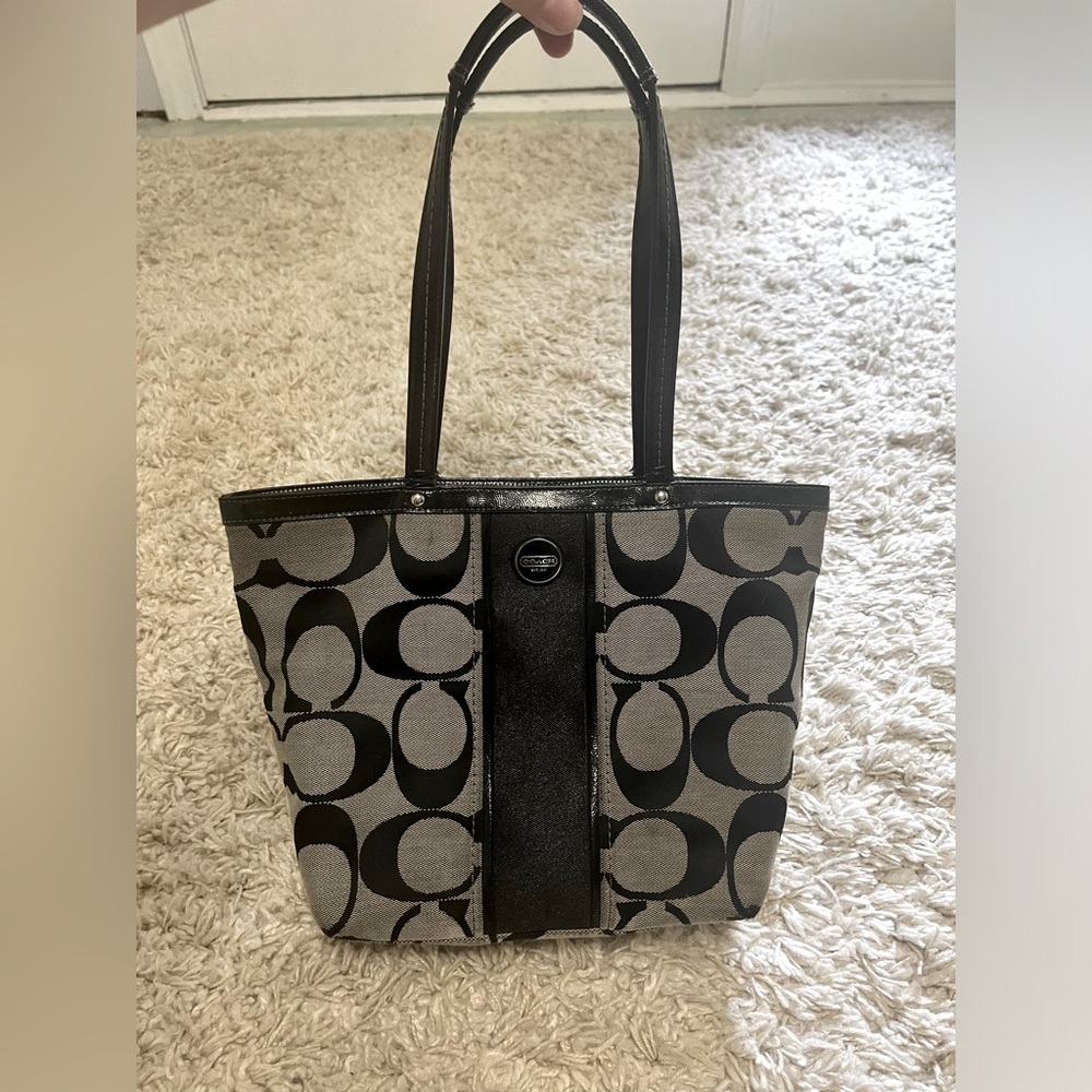 Classy style Coach-inspired purse tote - black and grey